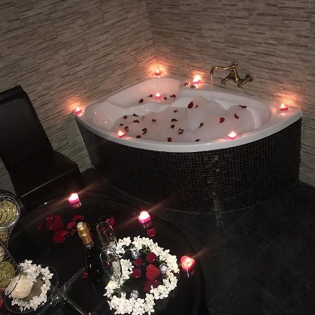 Crispi Relax Hotel Rome Bagian luar foto