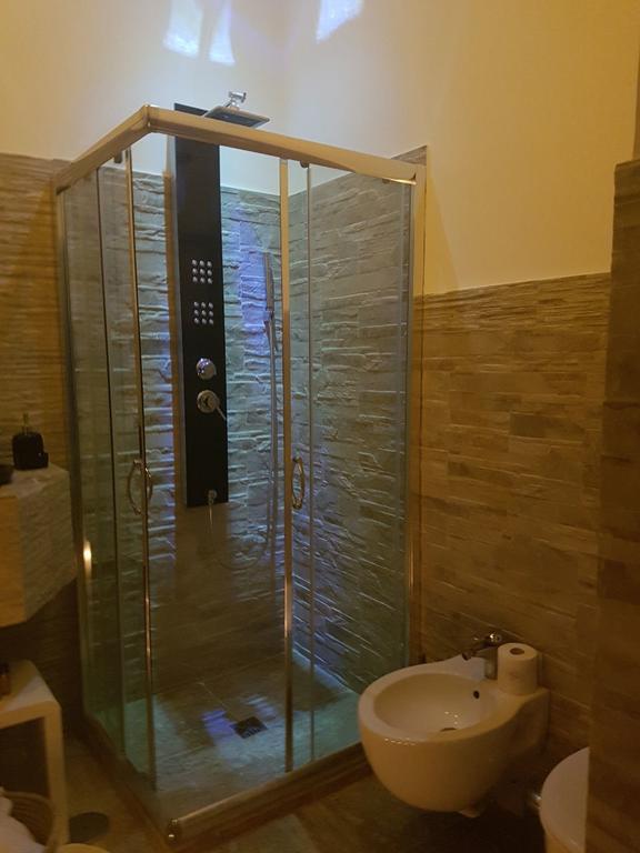 Crispi Relax Hotel Rome Bagian luar foto